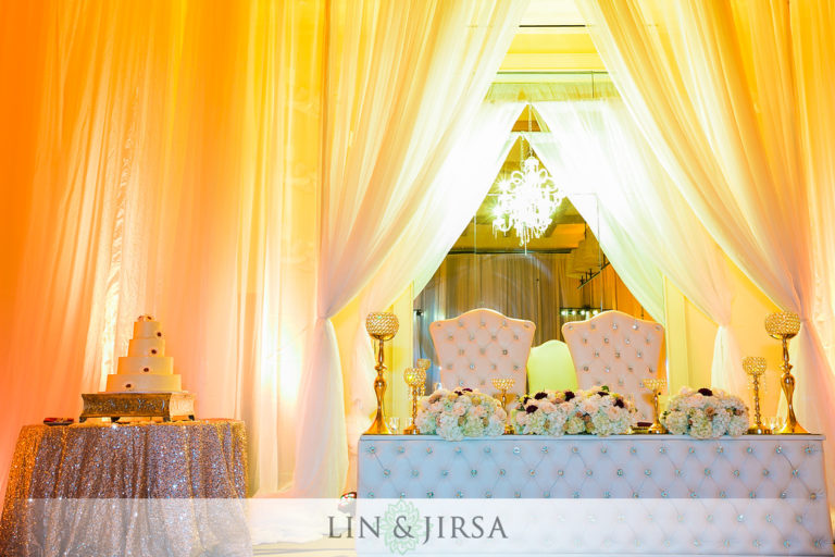 Bride-and-groom-table.jpg